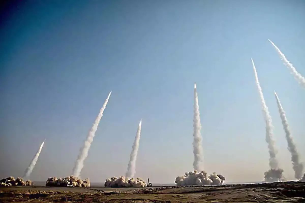 صحيفة عبرية: إسرائيل تستعد لهجوم إيراني محتمل 