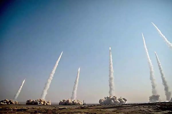 صحيفة عبرية: إسرائيل تستعد لهجوم إيراني محتمل