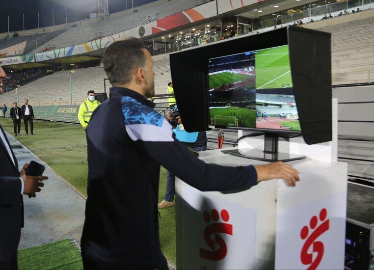 آب پاکی روی دست استقلال و مدعیان قهرمانی؛ تا پایان فصل خبری از VAR نیست