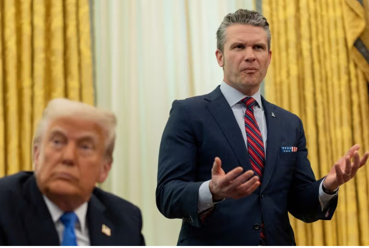 وزير الدفاع الأميركي: إيران ستدفع ثمن دعمها القاتل للحوثيين