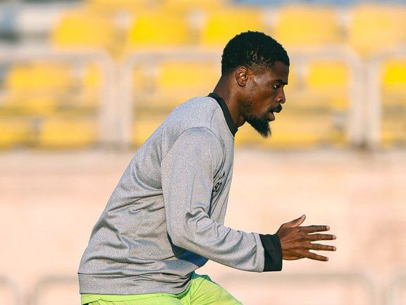 پیش از بازی با استقلال خوزستان؛ سرژ اوریه احساس درد کرد، از ترکیب پرسپولیس خارج شد