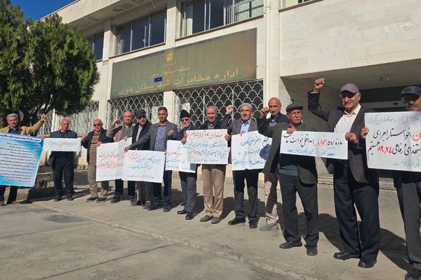 تجمع اعتراضی بازنشستگان، پرستاران و کارکنان شرکت نفت در شهرهای مختلف کشور