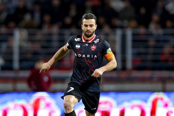 روزنامه شرق درباره حملات رسانههای حکومتی به سروش رفیعی: اگر غم ندارید، دهانتان را ببندید