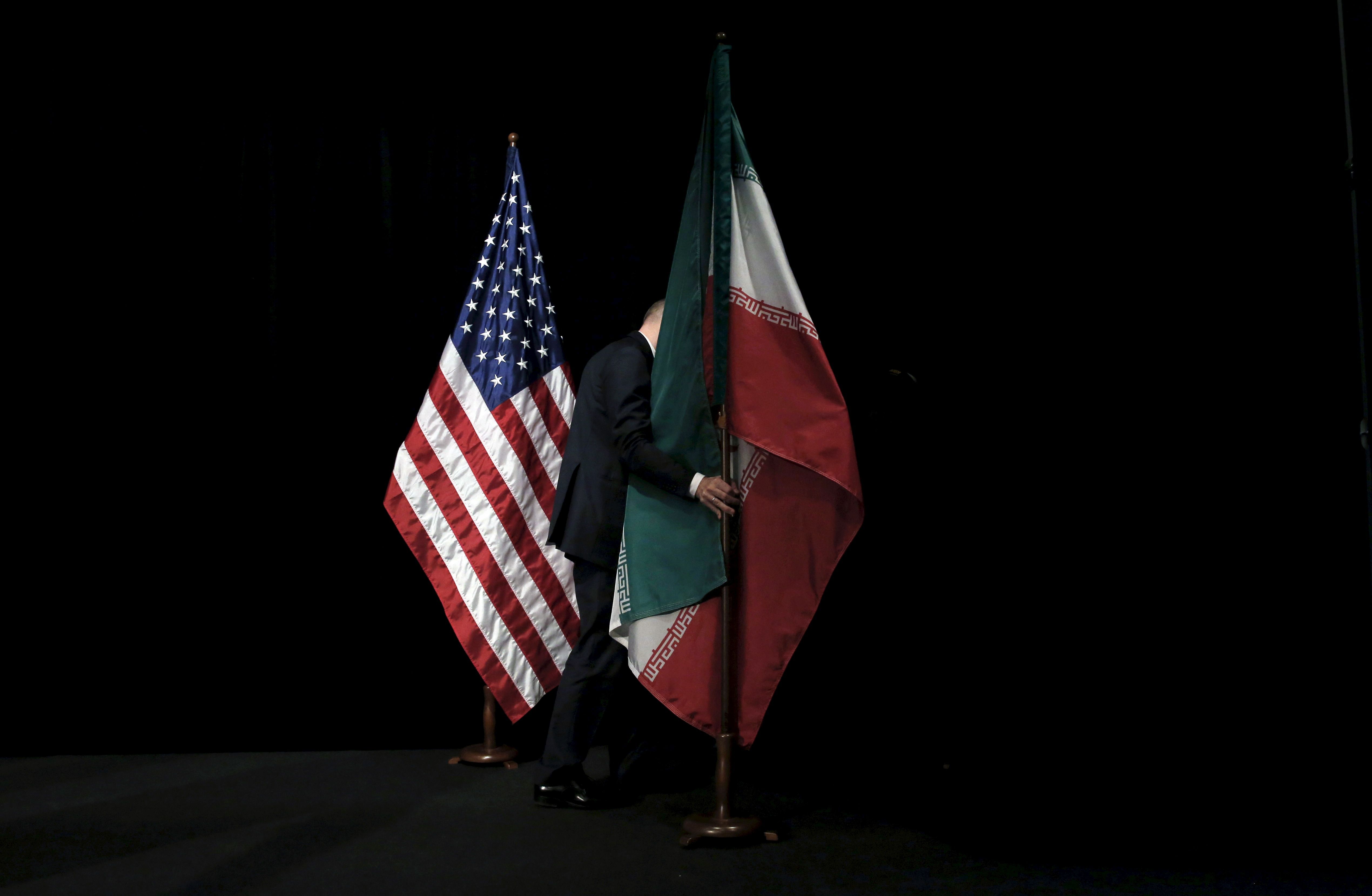 Iran Prisoner Deal 'Dangerous Precedent,' Warns Ex-Secretary Pompeo 