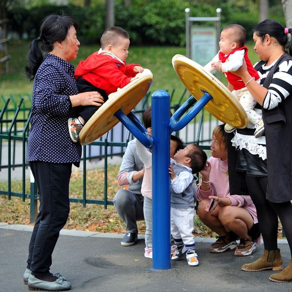 دولت چین با لغو قانون دو فرزندی، اجازه داشتن سه فرزند برای زوجها را صادر کرد