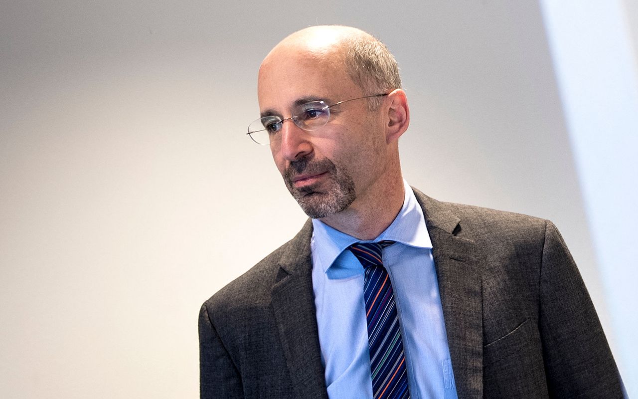 سيناتوران أميركيان يكشفان سبب تعليق مهمة المبعوث الأميركي الخاص لشؤون إيران روبرت مالي