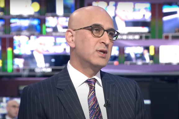 Mehdi Parpanchi speaking during Zeraati's TV program on Friday