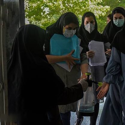 معاون وزارت بهداشت: باید تا شهریور دانشگاهیان واکسینه شوند تا به آموزش حضوری برگردیم