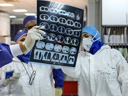 استاندار خراسان رضوی نسبت به ورود ویروس جهشیافته کرونا از مرزهای شرقی هشدار داد