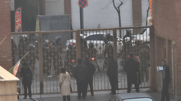 وزارت خارجه آمریکا: قطع اینترنت تلاش آشکار برای خفه کردن اعتراضات ایران است