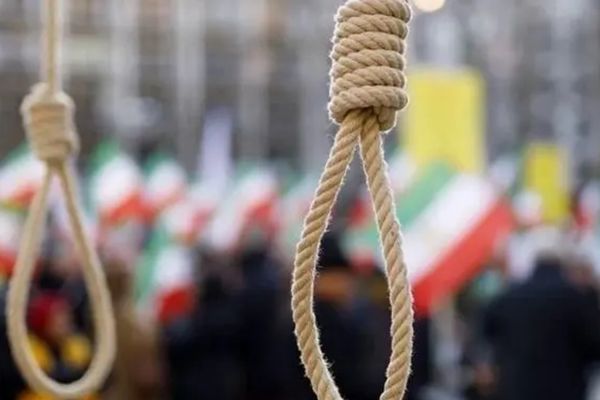 Hunger strikes protesting executions spread to 35 Iranian prisons
