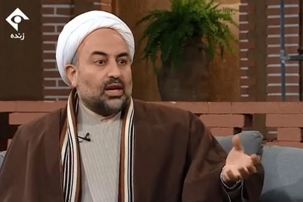 Cleric In Iran Warns Of Popular Anger Against Shiite Clergy