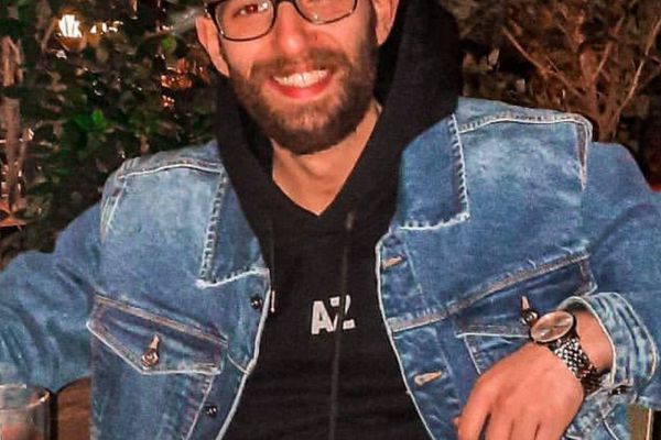 آراد عظیمی، شامگاه ۲۳ دیماه بازداشت شده و هیچ خبری از او در دست نیست