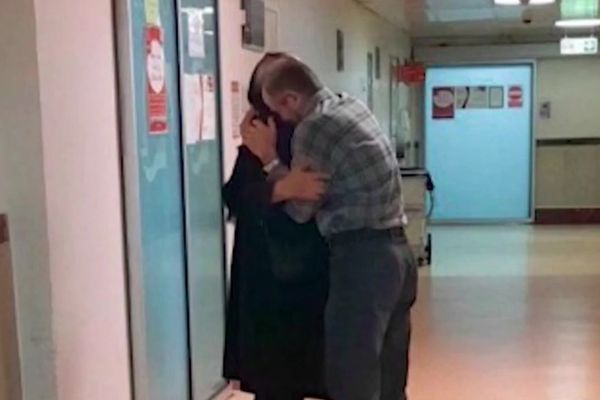 خانوادههای قربانیان اعتراضات در سومین سالگرد قتل مهسا، احضار و تهدید شدند