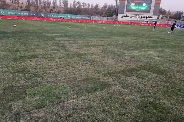 فاجعه چمن استادیوم تختی؛ مدیر ورزشگاه و پیمانکار زمین چمن به فدراسیون فوتبال احضار شدند