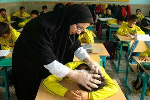 مقام وزارت آموزش و پرورش: اگر دانشآموز شپش داشته باشد خصوصی به والدینش گفته شود