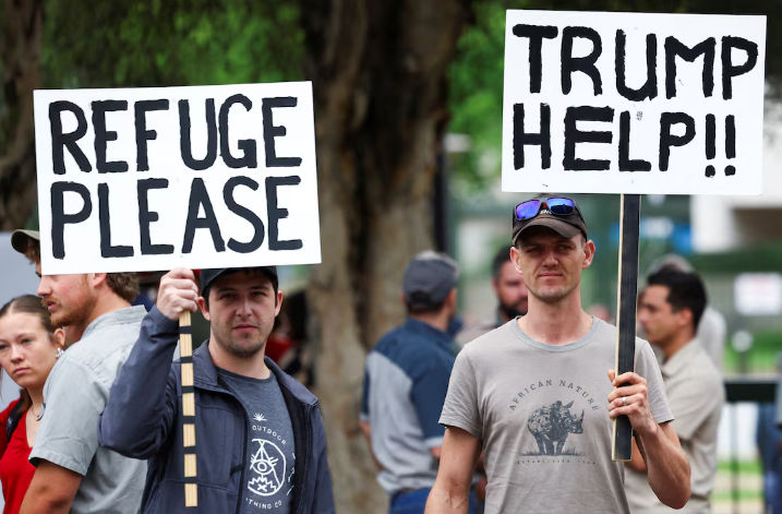 آمریکا بر پذیرش درخواست پناهندگی سفیدپوست‌های آفریقای جنوبی تمرکز دارد