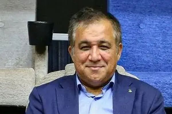 تاجرنیا خطاب به هواداران استقلال در شب بازی سپاهان: شعاری ندهید که محروم شویم