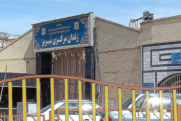 دادگاه انقلاب اسلامی تبریز ۱۳ فعال سیاسی را به زندان طولانی مدت محکوم کرد