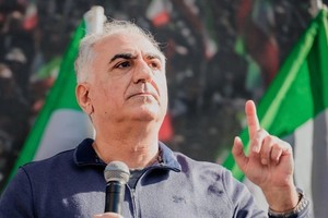 شاهزاده رضا پهلوی: با دولت ترامپ مستقیما در ارتباطم