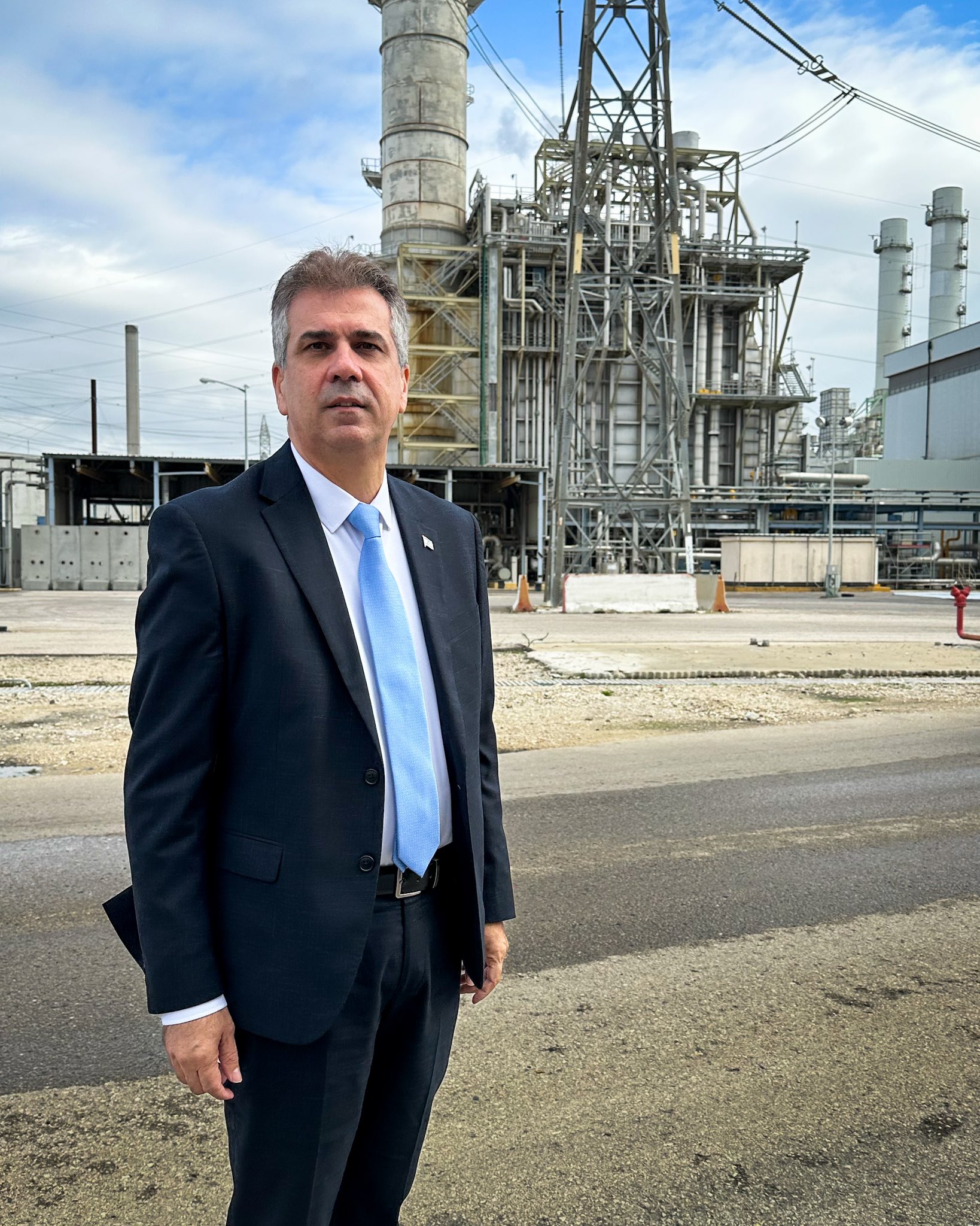 وزیر انرژی اسرائیل: روزی که رژیم سرکوبگر سقوط کند روشنایی به زندگی ایرانیان بازمی‌گردد