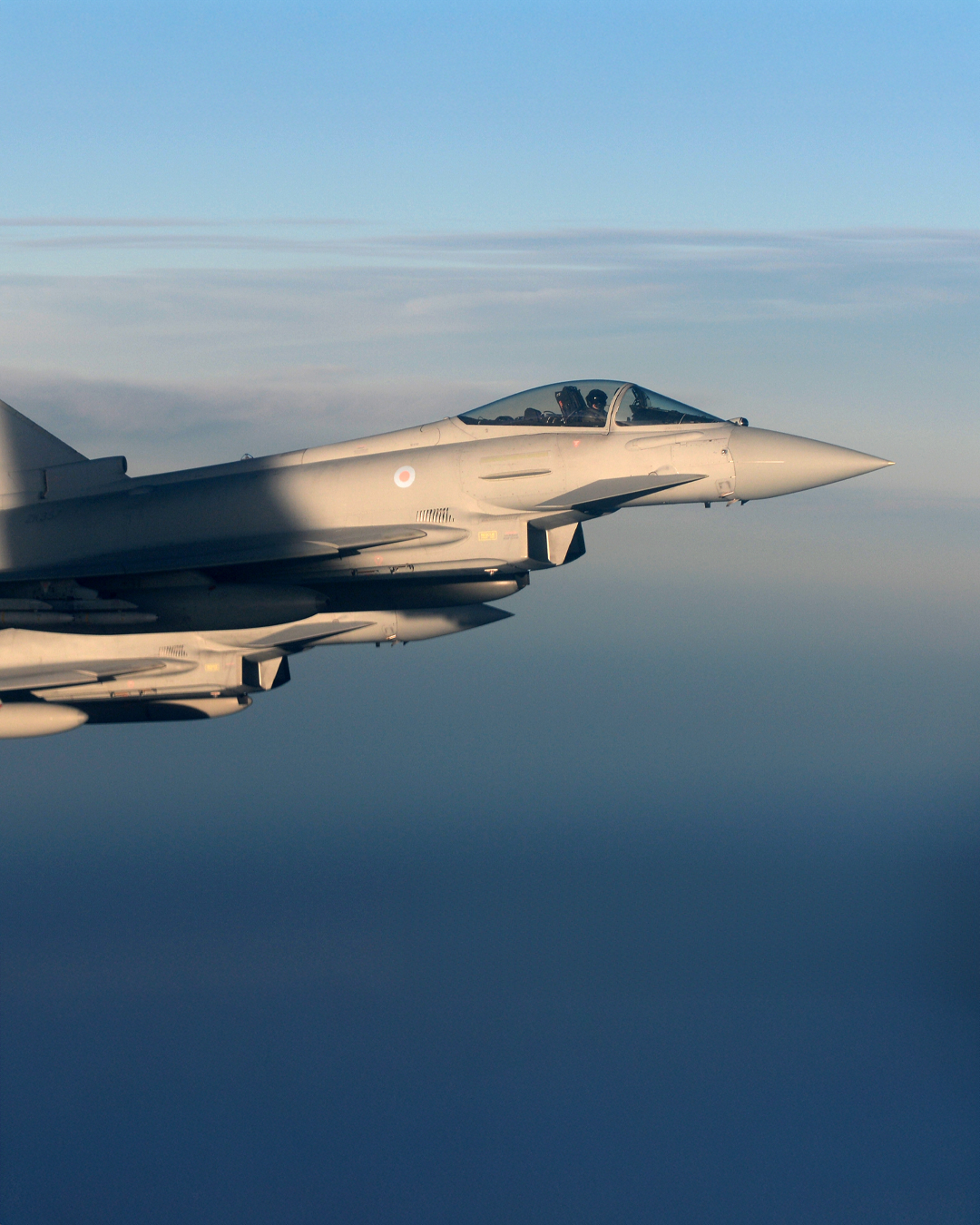 "الغارديان": مقاتلات بريطانية في قطر للتصدي لأي هجمات انتقامية من طهران