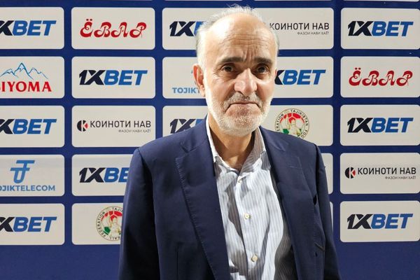 نبی: چون بازیکنان حاضر در تیمهای کافا موی زرد و چشم آبی ندارند، انتقاد میکنید