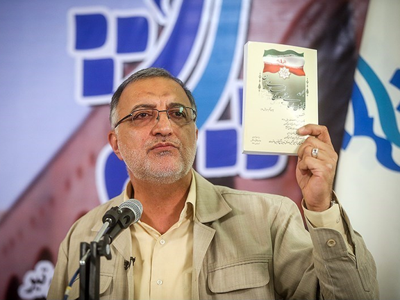 سخنگوی دولت خاتمی: زاکانی به عنوان مخالف واردات واکسن، پاسخگوی کشتار مردم است؟