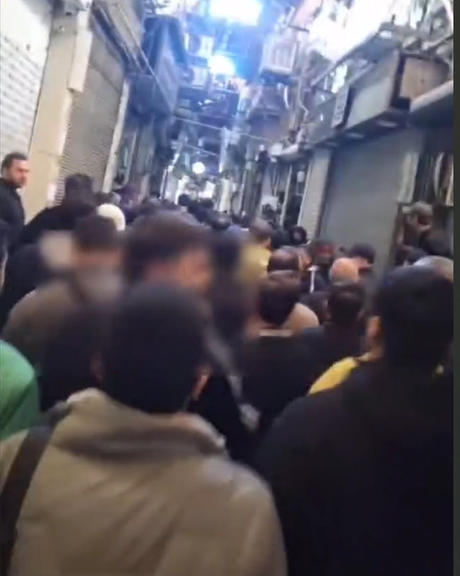 عضو کمیسیون امنیت ملی مجلس درباره اعتراض بازار: امیدوارم فضا بیشتر از این ملتهب نشود