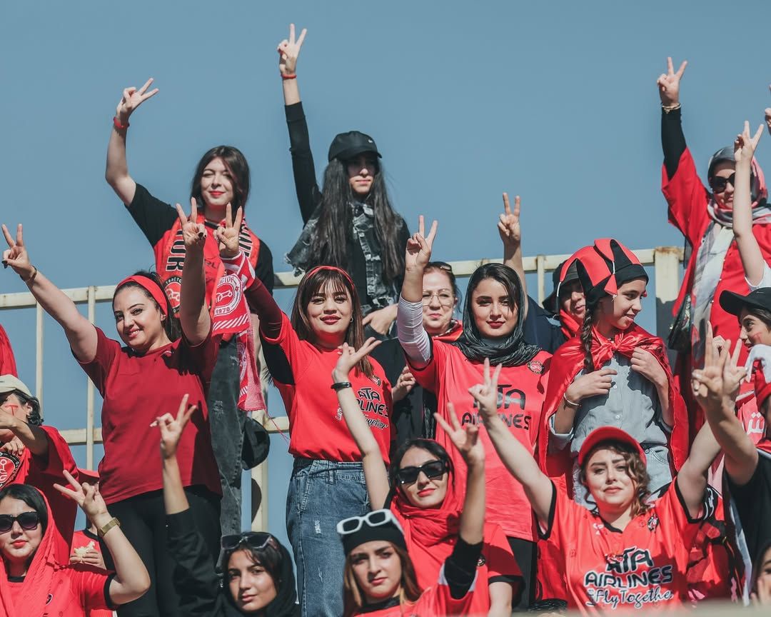 تراکتور - فجرسپاسی فقط با حضور تماشاگران زن