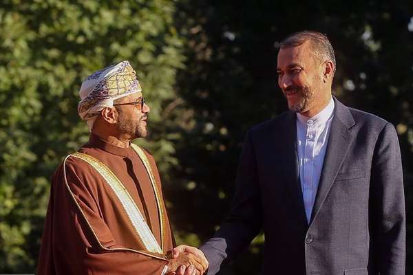 Omani Foreign Minister In Tehran To Hold Talks