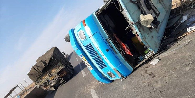 تصادف‌های پرشمار در ایران؛ واژگونی مینی‌بوس در ورزقان ۶ کشته و ۱۱ مصدوم بر جای گذاشت