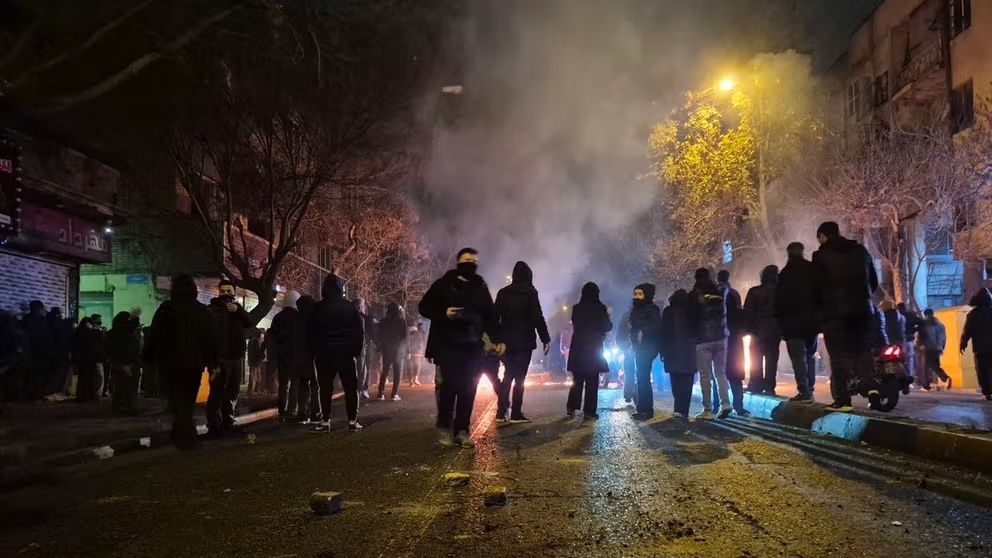 اعتراف مقام سابق جمهوری اسلامی به نارضایتی، شکاف نسلی و نقش آن در اعتراضات دی ۱۴۰۴