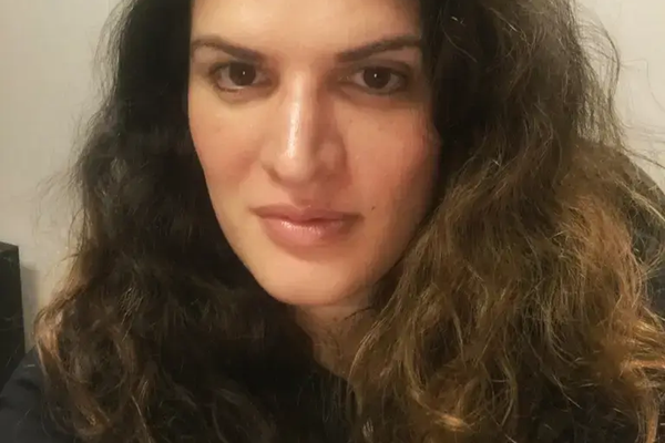 "نيويورك بوست": إقالة مسؤولة بجامعة "أركنساس" الأميركية بعد إشادتها بـ "خامنئي"