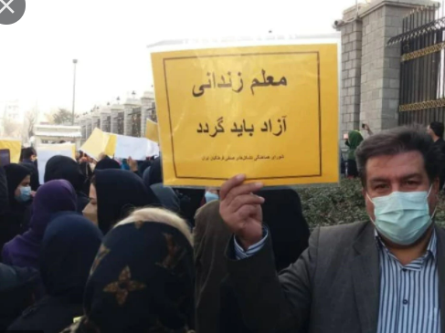 بیش از ۶۰۰ کنشگر از بیخبری از وضعیت جواد لعلمحمدی، معلم و فعال مدنی، ابراز نگرانی کردند