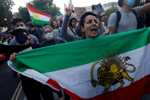 Iranian Patriotism and Its Difference from the Far Right