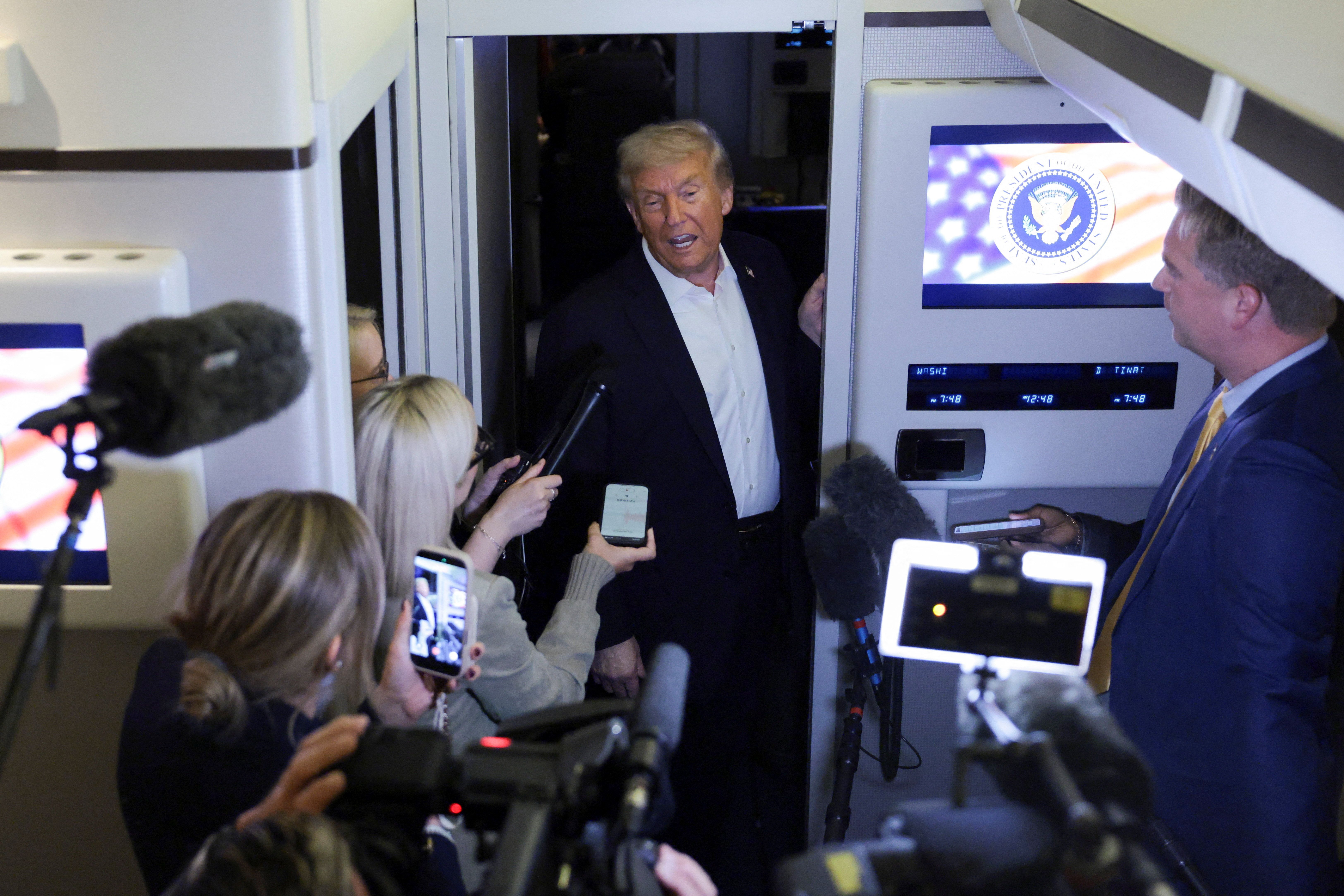 ترامپ در واکنش به تمجید بیل کلینتون: واقعا خیلی خوب بود، حقیقت را گفت