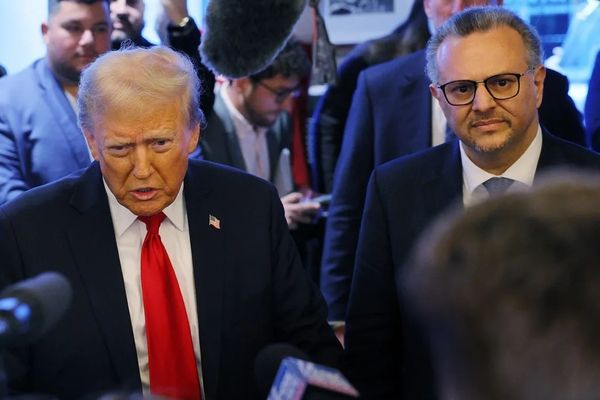 مستشار ترامب: أولوياتنا إجهاض برامج إيران النووية والصاروخية والقضاء على ميليشياتها