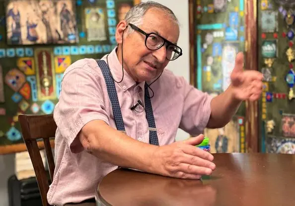 صادق زیباکلام