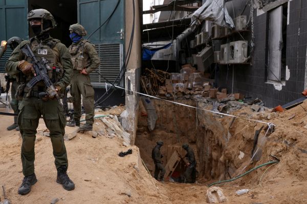 Iran International Reporter Tours Hamas Tunnel Under Shifa Hospital