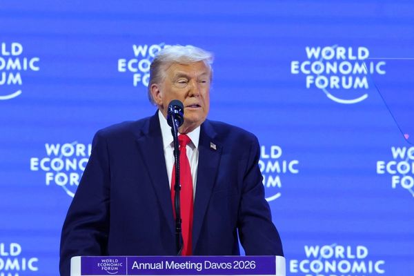 دونالد ترامپ: برای به دست آوردن گرینلند از زور استفاده نخواهم کرد