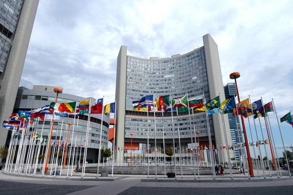 US Warns Iran Of Extraordinary IAEA Meeting If It Fails To Cooperate