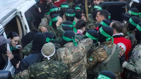 سخنگوی وزارت خارجه قطر: تحویل گروگان‌ها توسط حماس به معنای پایان جنگ خواهد بود