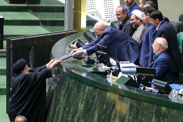 Raisi Submits Budget With More For Propaganda, Repression