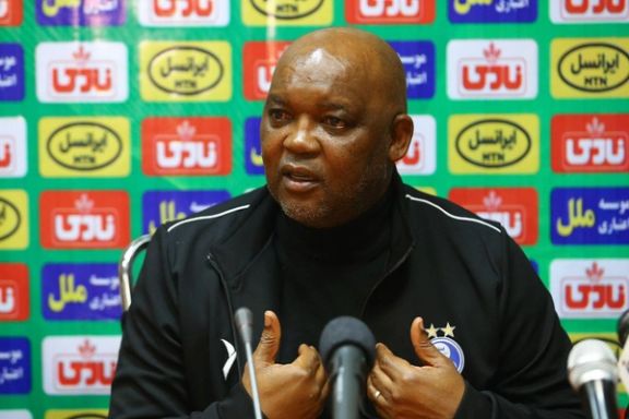 پیتسو موسیمانه در نشست خبری: در مسابقه با سپاهان برای غرور استقلال بازی میکنیم