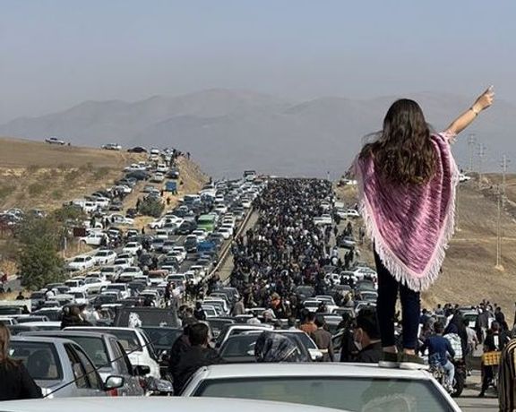 الأحزاب الكردية تدعو لإضراب عام في الذكرى الأولى لمقتل مهسا أميني واندلاع الانتفاضة