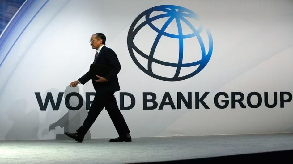 World Bank Says Iran's GDP Growth Is Decelerating