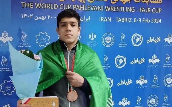 دوپینگ در زورخانه؛ محمد رمضانی، کشتیگیر پهلوانی، به دلیل دوپینگ ۳ سال محروم شد