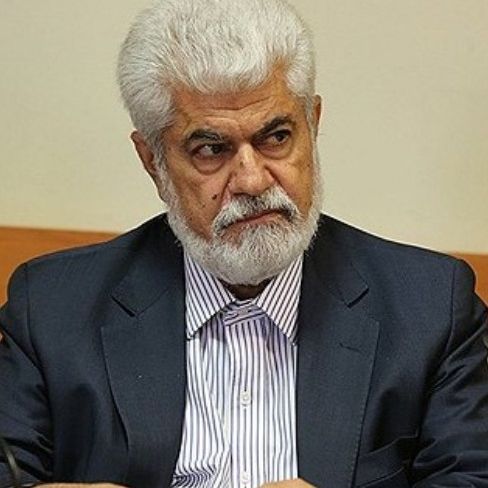 رییس کمیسیون بهداشت مجلس: رییسجمهور آنقدر خوشخیال بود که اعلام کرد پیک کرونا تمام شد