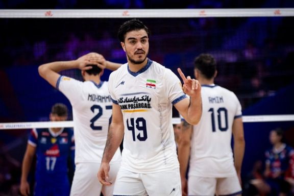 بلغارستان ۰-۳ ایران؛ برد بزرگ والیبالیستها، در انتظار معجزه صعود به مرحله حذفی